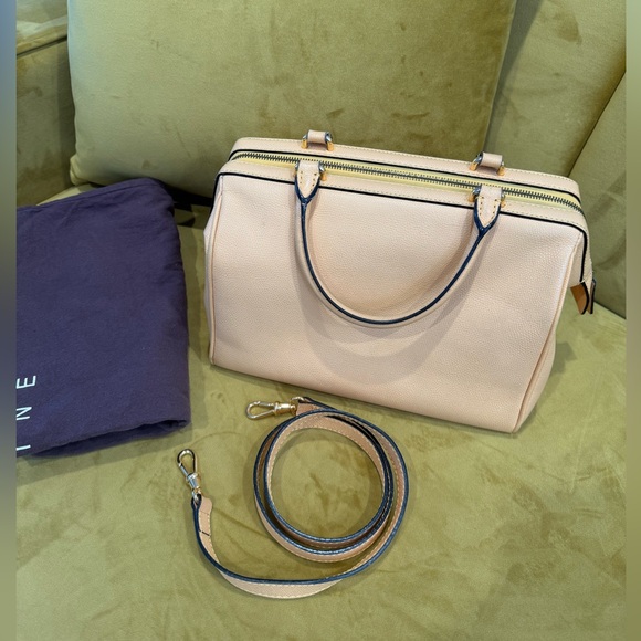 Celine Vintage Boston Leather Handbag.. - Picture 2 of 9